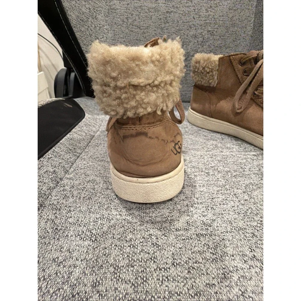 Ugg Women’s Olive High-Top Sneaker Chestnut Leather‎ Size 8.5